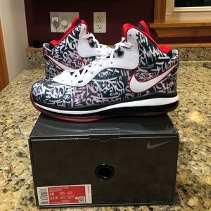 DS Nike Lebron 8 Retro QS Graffiti
